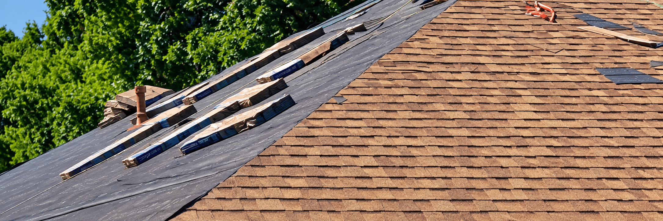Residential roof tear-off and shingle replacement on a Shreveport home by Blue Note Pros